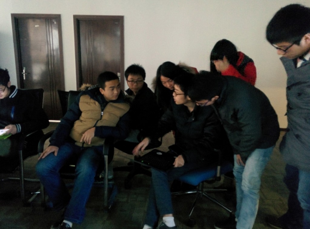 刘虓豪给新朋友介绍ezgo